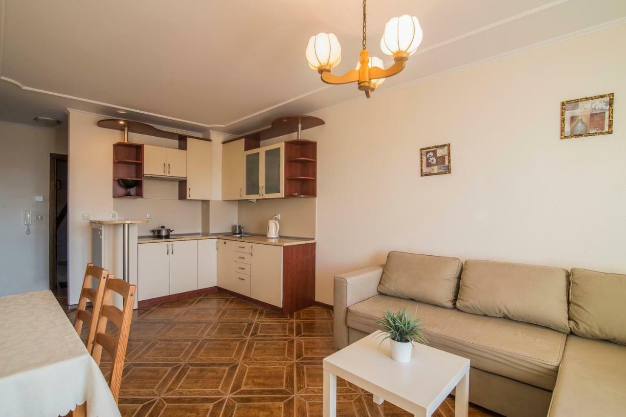 Pionow Rodzinne Apartamenty Urocza 10 Krynica Morska Exterior foto