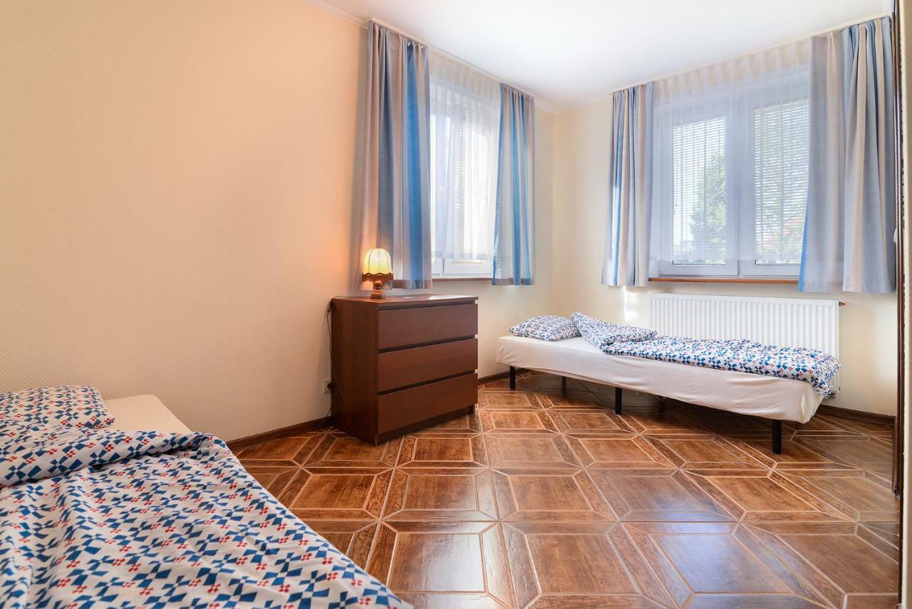 Pionow Rodzinne Apartamenty Urocza 10 Krynica Morska Exterior foto